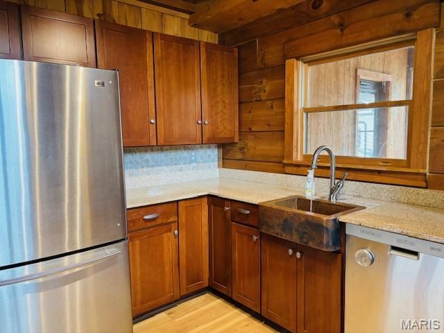 19125 County Road 1220, St James, MO 65559