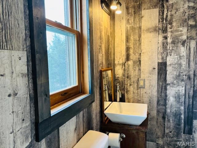 19125 County Road 1220, St James, MO 65559