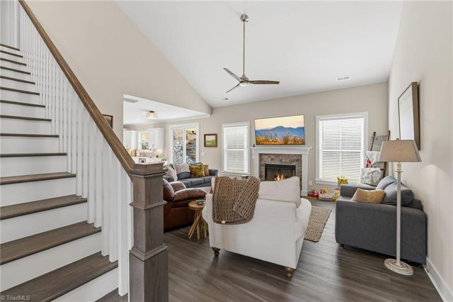 7632 Monty Drive, Kernersville, NC 27284