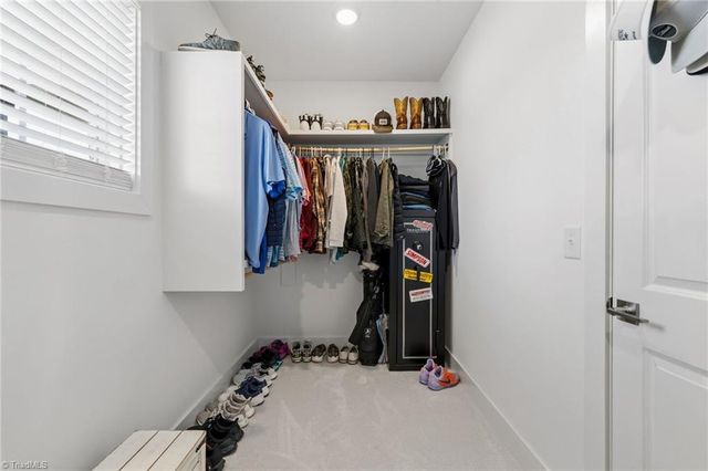 7632 Monty Drive, Kernersville, NC 27284