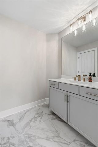 7632 Monty Drive, Kernersville, NC 27284