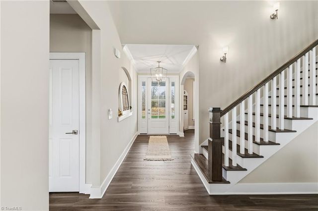 7632 Monty Drive, Kernersville, NC 27284