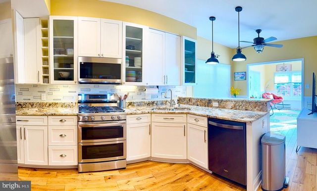 2462 FIVE SHILLINGS RD, Frederick, MD 21701