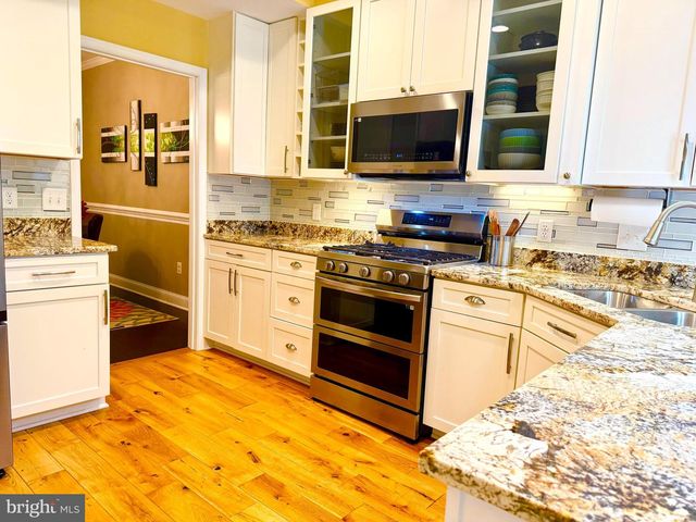 2462 FIVE SHILLINGS RD, Frederick, MD 21701