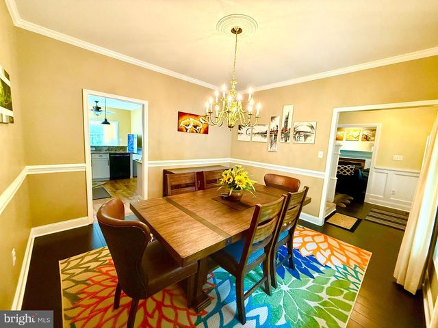 2462 FIVE SHILLINGS RD, Frederick, MD 21701