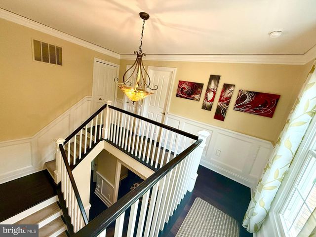 2462 FIVE SHILLINGS RD, Frederick, MD 21701