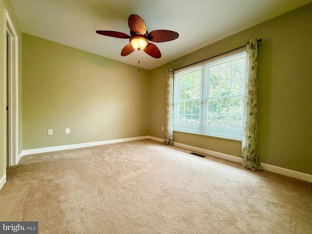 2462 FIVE SHILLINGS RD, Frederick, MD 21701