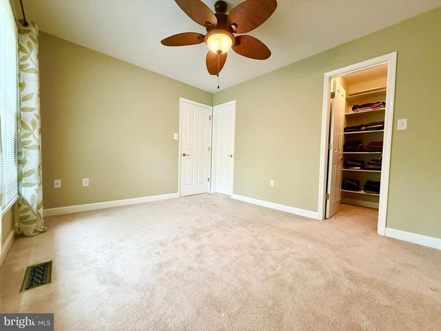 2462 FIVE SHILLINGS RD, Frederick, MD 21701