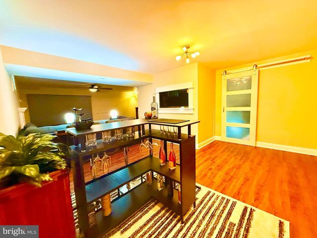 2462 FIVE SHILLINGS RD, Frederick, MD 21701