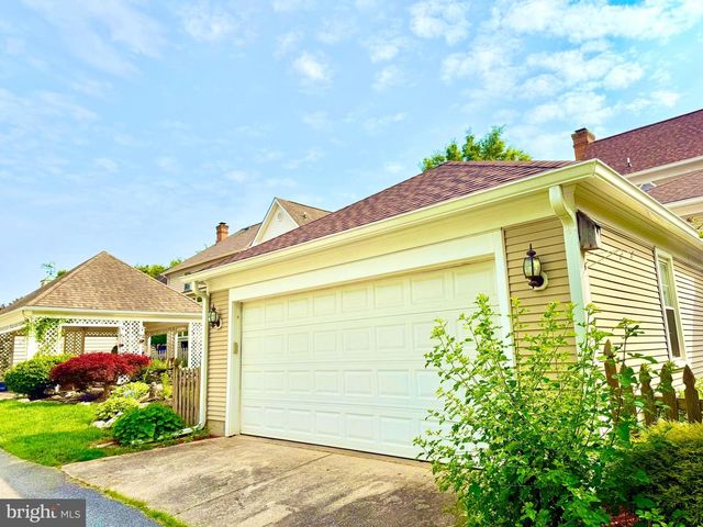 2462 FIVE SHILLINGS RD, Frederick, MD 21701