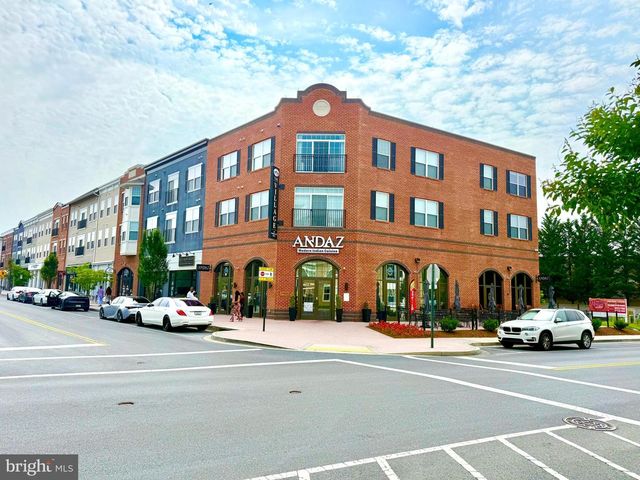 2462 FIVE SHILLINGS RD, Frederick, MD 21701