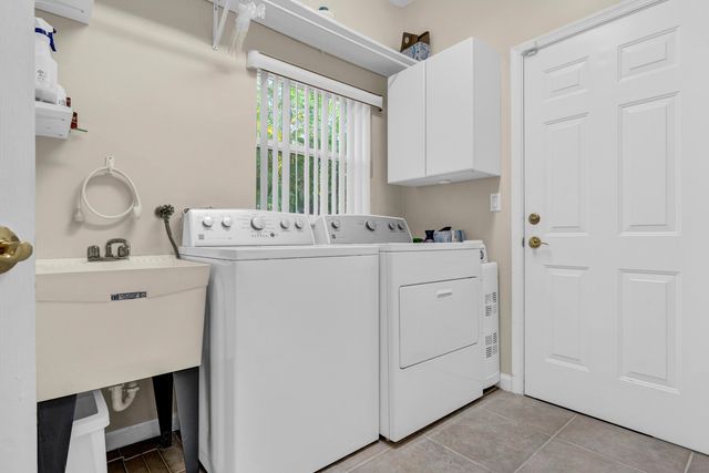6546 NW 112th Avenue, Parkland, FL 33076