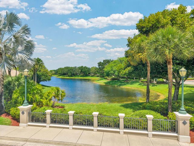 6546 NW 112th Avenue, Parkland, FL 33076