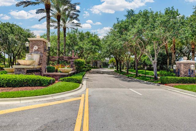 6546 NW 112th Avenue, Parkland, FL 33076