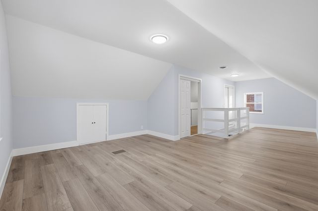 18037 Ridgewood Avenue, Lansing, IL 60438