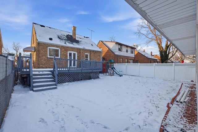 18037 Ridgewood Avenue, Lansing, IL 60438