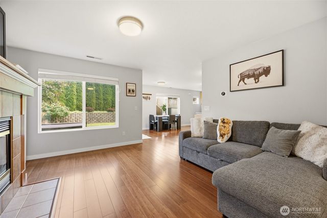 15509 38th Drive SE, Bothell, WA 98012