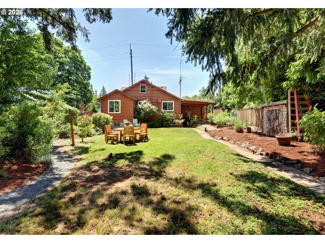 7811 Ne PRESCOTT St, Portland, OR 97218