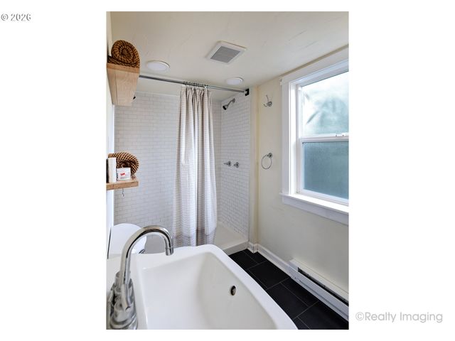 7811 Ne PRESCOTT St, Portland, OR 97218