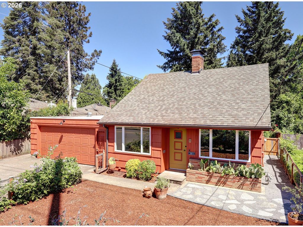 7811 Ne PRESCOTT St, Portland, OR 97218