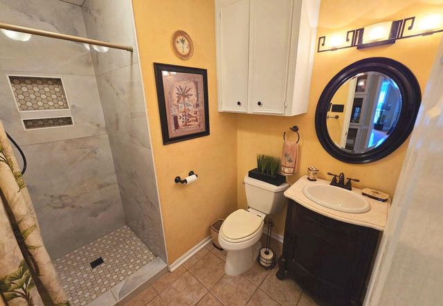 1 N Pelican Street, La Marque, TX 77568