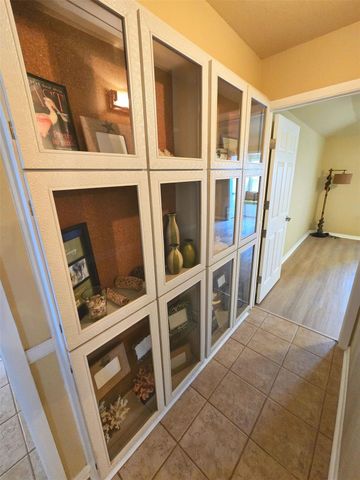 1 N Pelican Street, La Marque, TX 77568