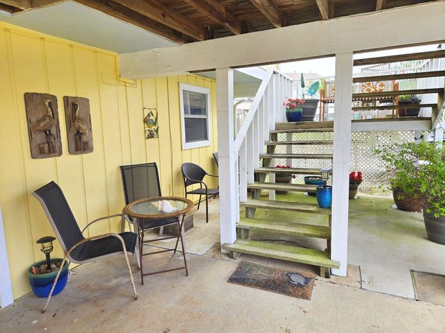1 N Pelican Street, La Marque, TX 77568