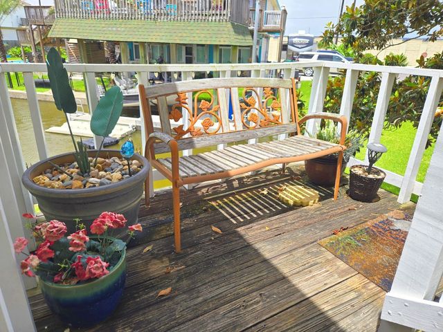 1 N Pelican Street, La Marque, TX 77568