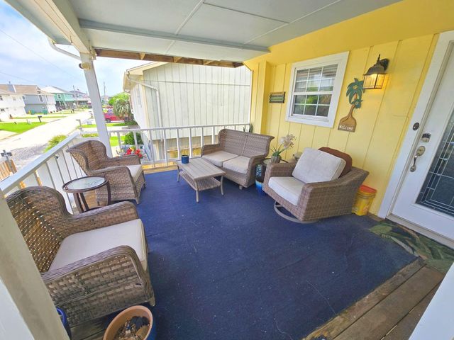 1 N Pelican Street, La Marque, TX 77568