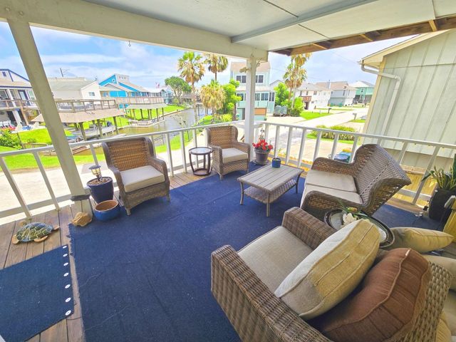 1 N Pelican Street, La Marque, TX 77568