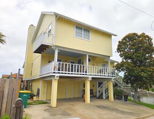 1 N Pelican Street, La Marque, TX 77568