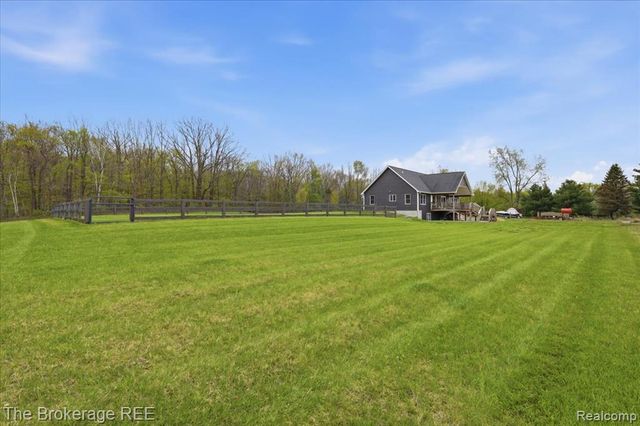 1520 Winslow Road, Attica, MI 48412