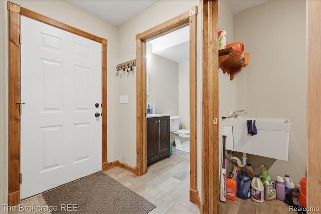 1520 Winslow Road, Attica, MI 48412