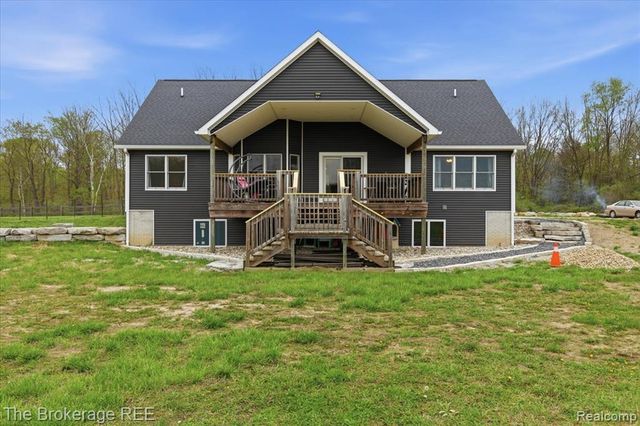 1520 Winslow Road, Attica, MI 48412