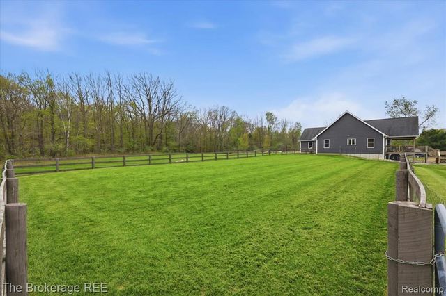 1520 Winslow Road, Attica, MI 48412