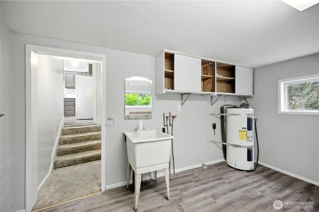 306 E SR 4, Cathlamet, WA 98612