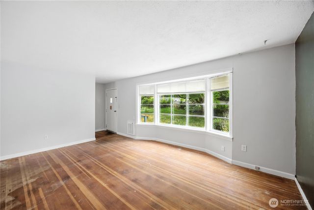 306 E SR 4, Cathlamet, WA 98612