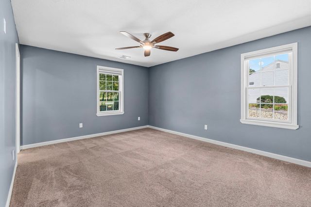 263 College Hwy, Southampton, MA 01073