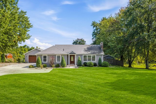 263 College Hwy, Southampton, MA 01073
