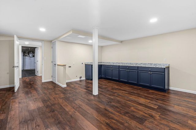 263 College Hwy, Southampton, MA 01073