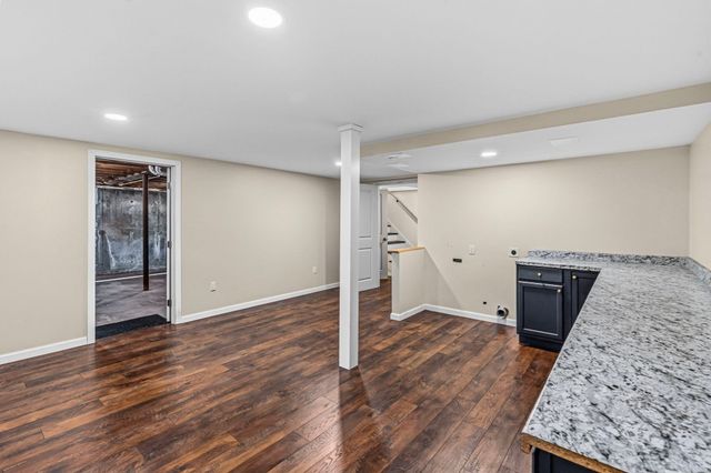 263 College Hwy, Southampton, MA 01073
