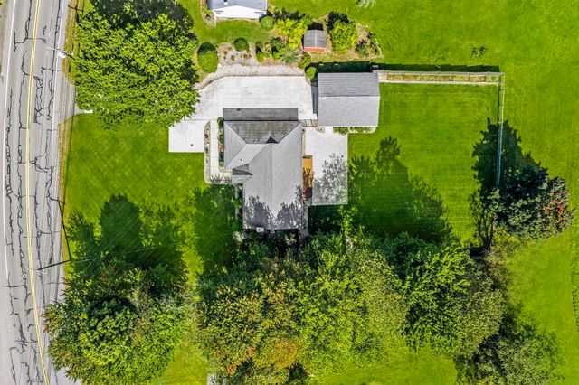 263 College Hwy, Southampton, MA 01073