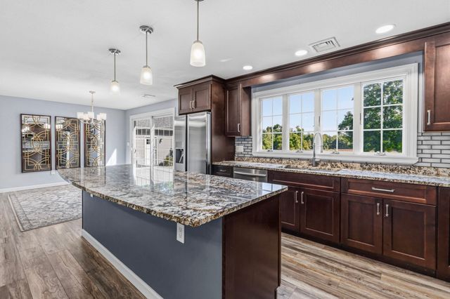 263 College Hwy, Southampton, MA 01073