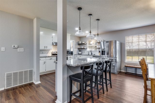 3205 S Lipsey Street, Decatur, TX 76234