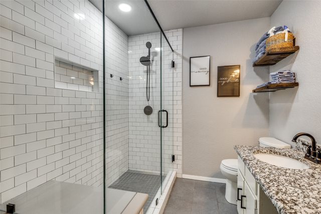 3205 S Lipsey Street, Decatur, TX 76234