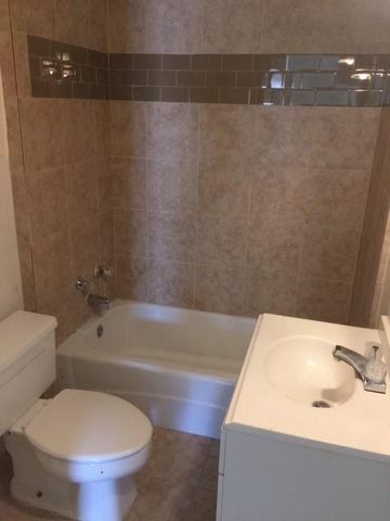 921 Booth Street, Houston, TX 77009