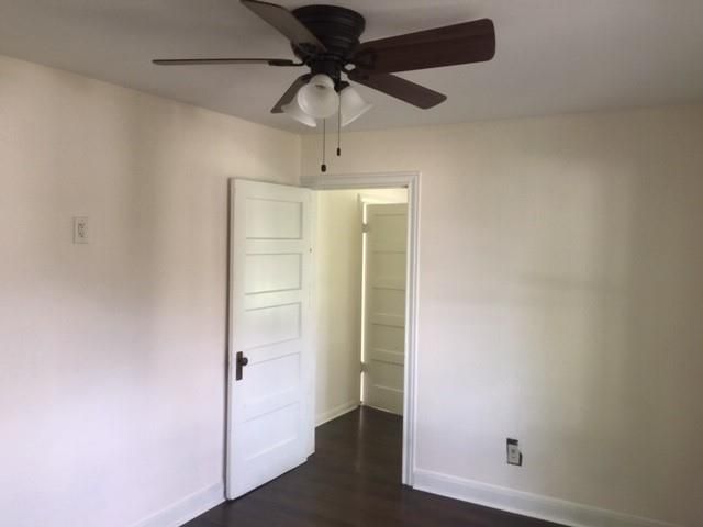 921 Booth Street, Houston, TX 77009