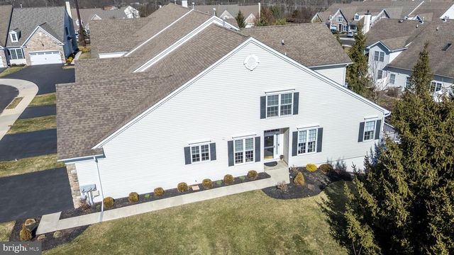 30 KOMEN CT, Sellersville, PA 18960