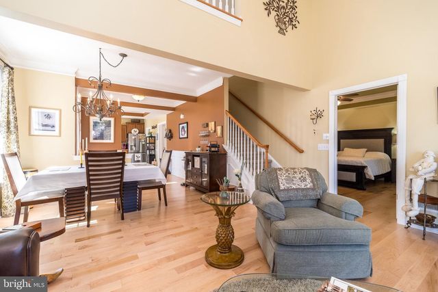 30 KOMEN CT, Sellersville, PA 18960