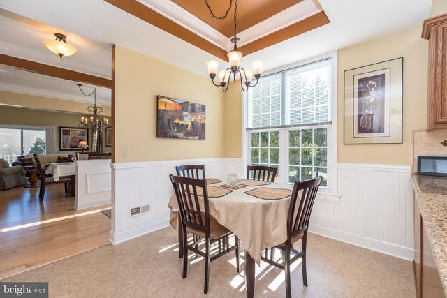 30 KOMEN CT, Sellersville, PA 18960